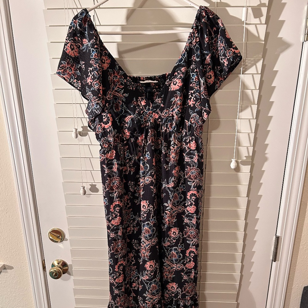 Universal Thread casual floral dress